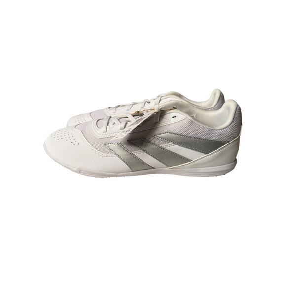 Adidas NEW Predator Club Soccer Shoes White Gray Men’s 11.5 Women’s 12.5 - Picture 5 of 7